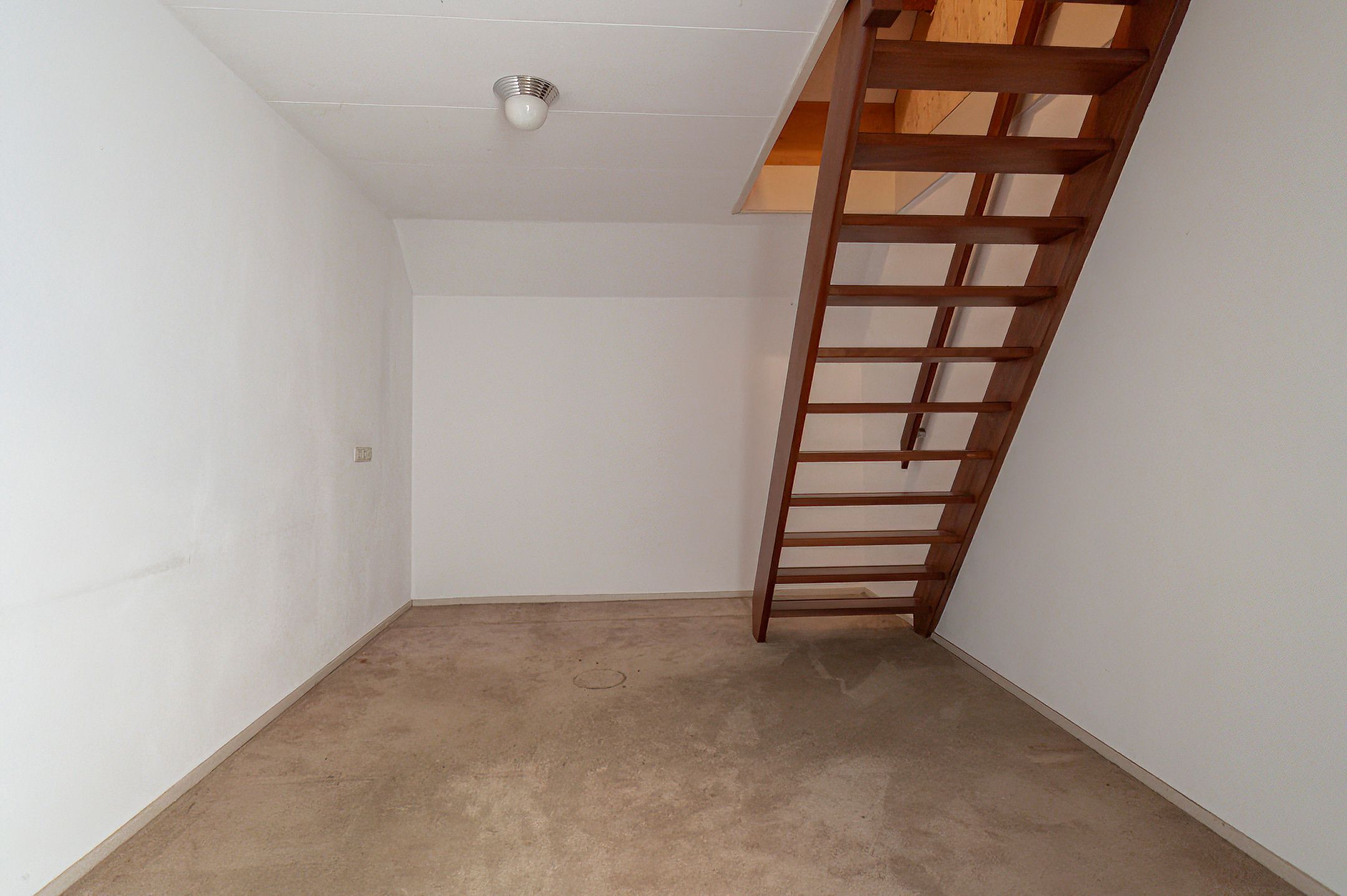 Photo 33 of Spoorstraat 5