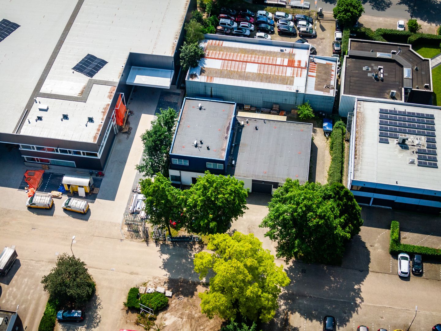 Bekijk foto 3 van Sutton 6