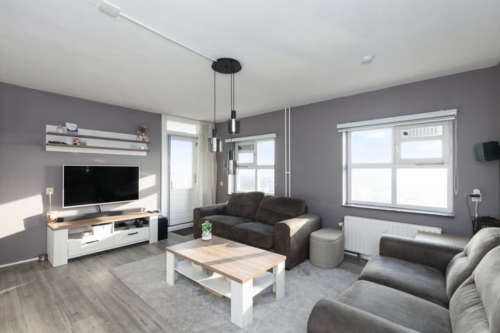 Foto 2 van Granietgroen 209