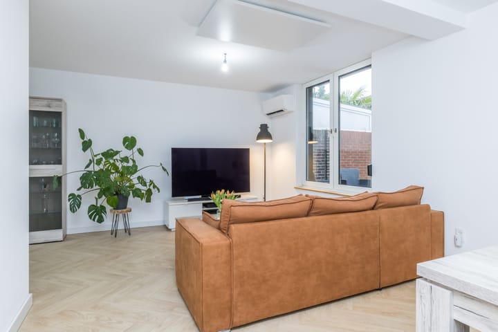 Photo 8 of Brandtstraat 1