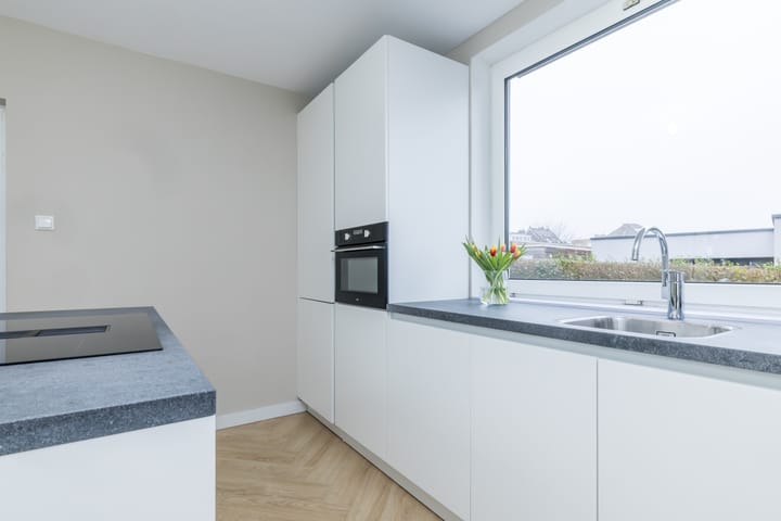 Photo 17 of Brandtstraat 1