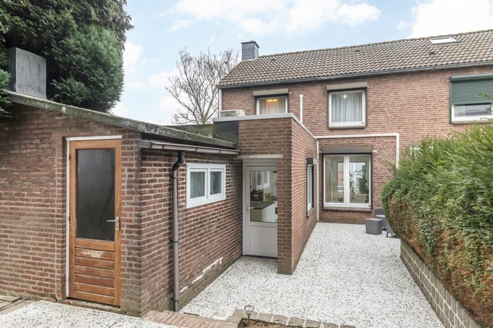 Photo 33 of Brandtstraat 1