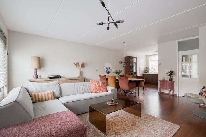 Photo 13 of Julianalaan 5