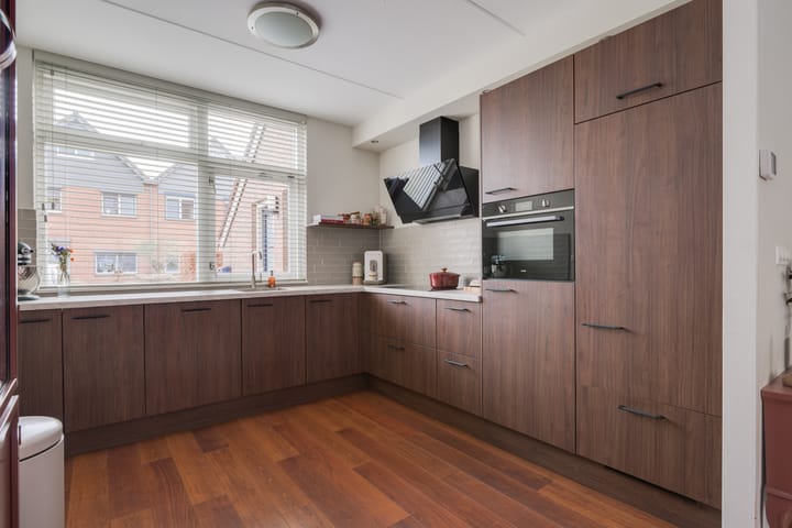 Photo 16 of Julianalaan 5