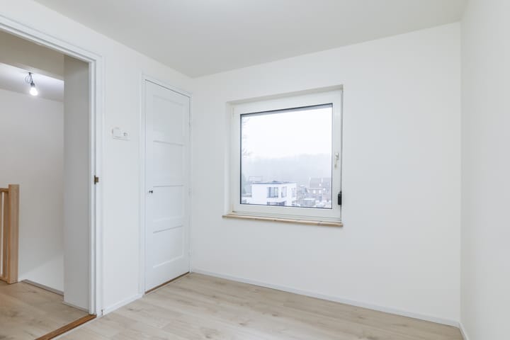 Photo 27 of Brandtstraat 1