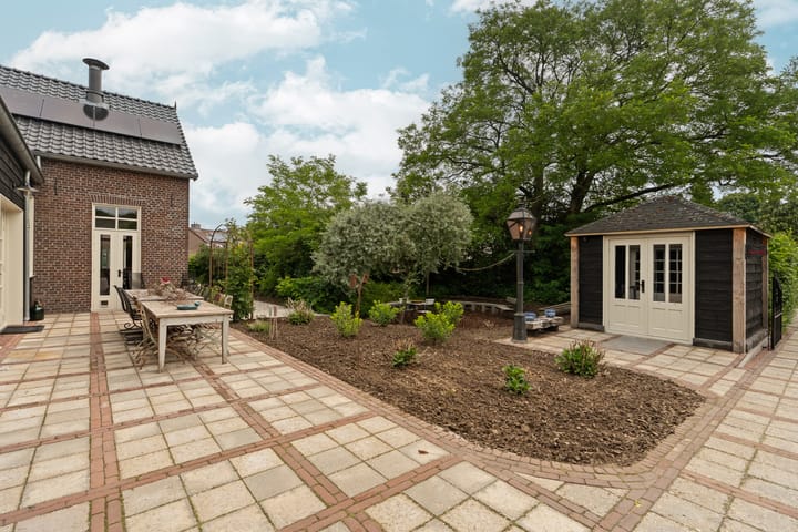 Foto 63 van Schoolstraat 16