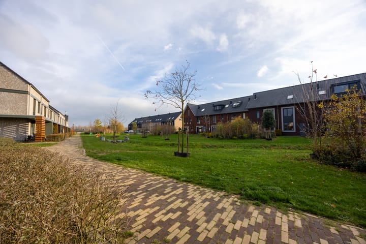 Foto 42 van Ingmar Bergmanpark 49