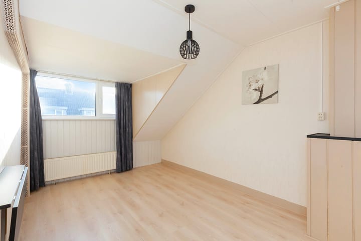 Foto 33 van Letlandsestraat 14-A