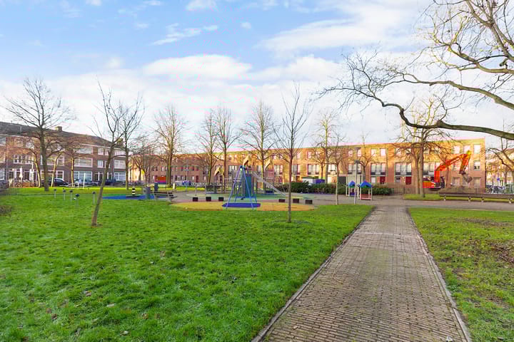 Foto 42 van Letlandsestraat 14-A