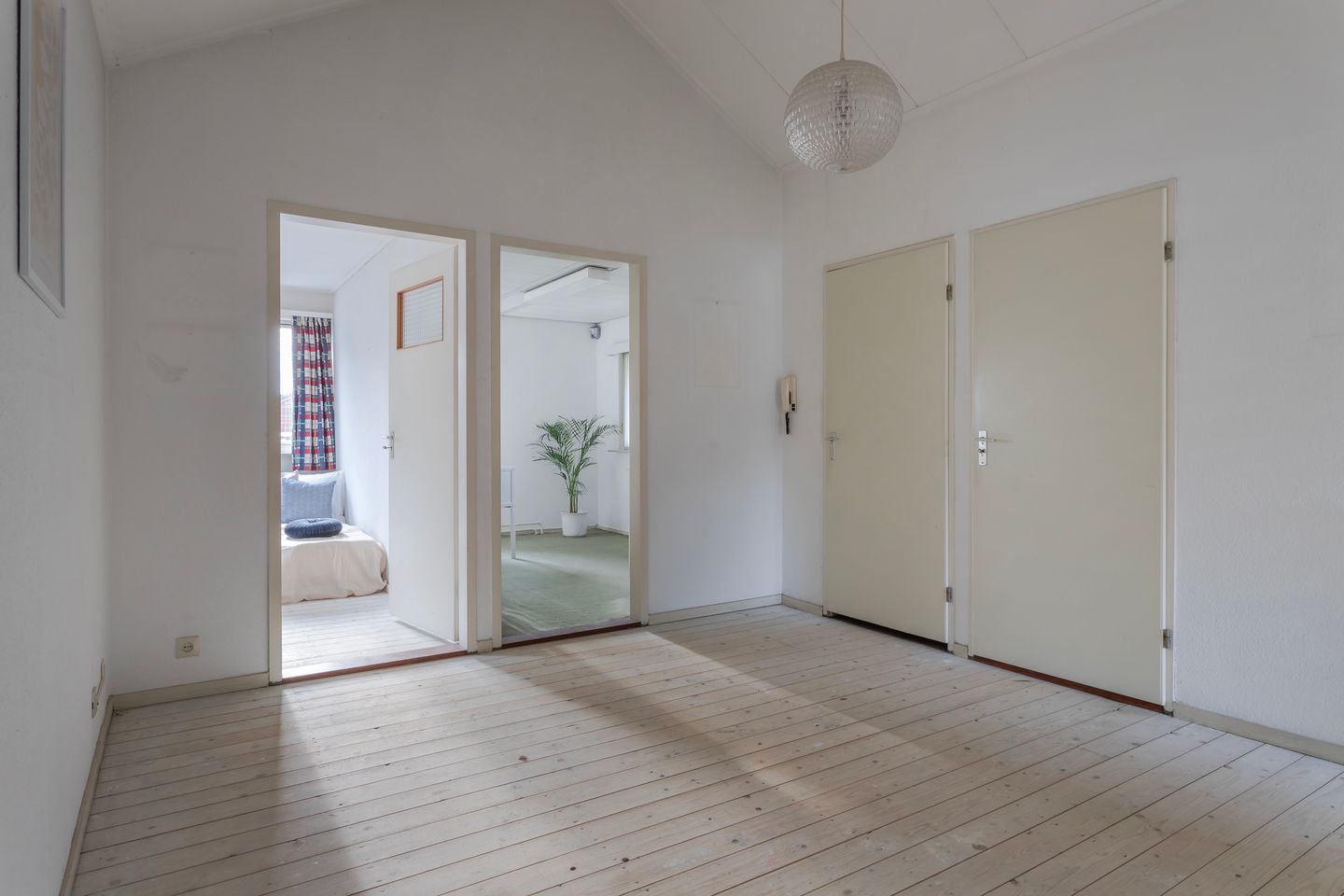 Photo 29 of Burgemeester van Erplaan 4