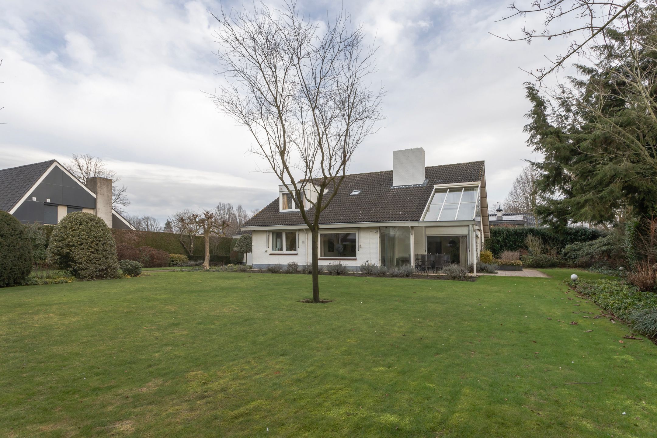 Photo 51 of Burgemeester van Erplaan 4