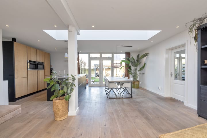 Photo 2 of Merelstraat 24