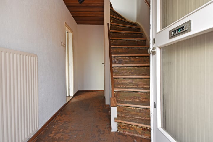 Photo 6 of Sir Winston Churchillln 424