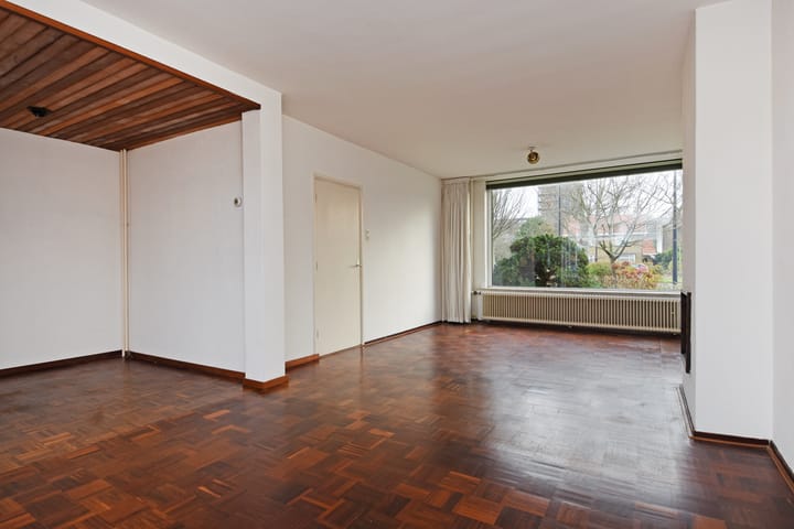 Photo 10 of Sir Winston Churchillln 424