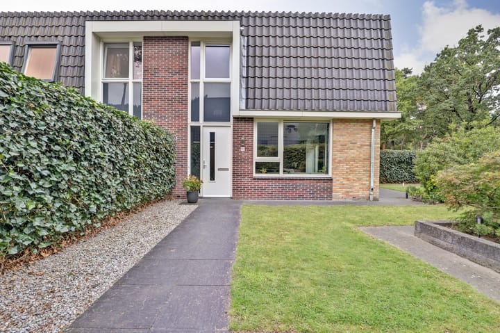 Arianehof 50 main image