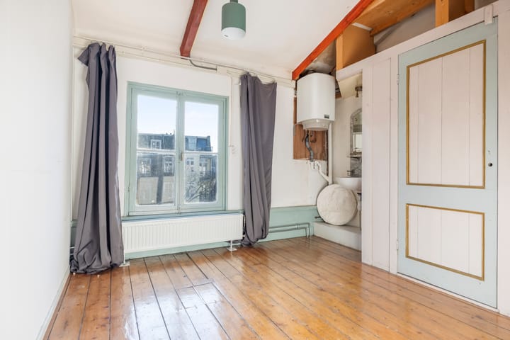 Foto 44 van Eerste Helmersstraat 131-H