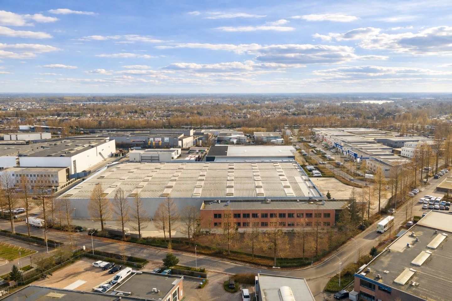 View photo 2 of Edisonweg 44