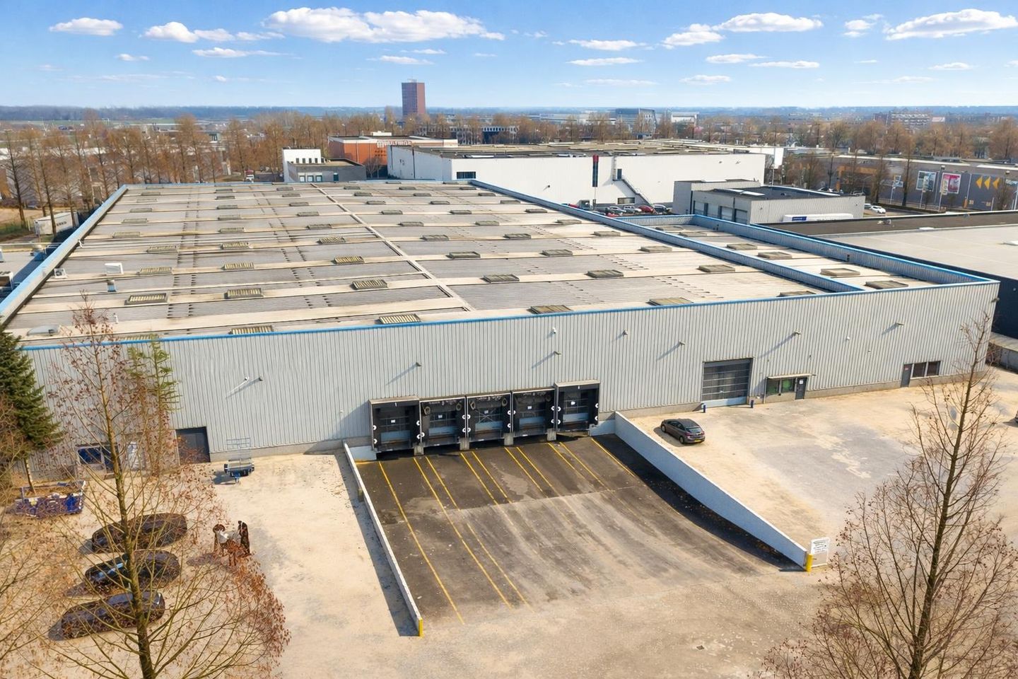 View photo 5 of Edisonweg 44