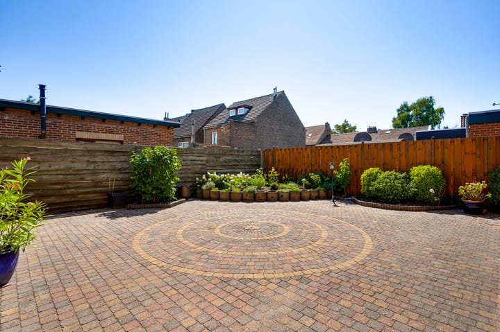 Foto 20 van Weustenraedtstraat 30