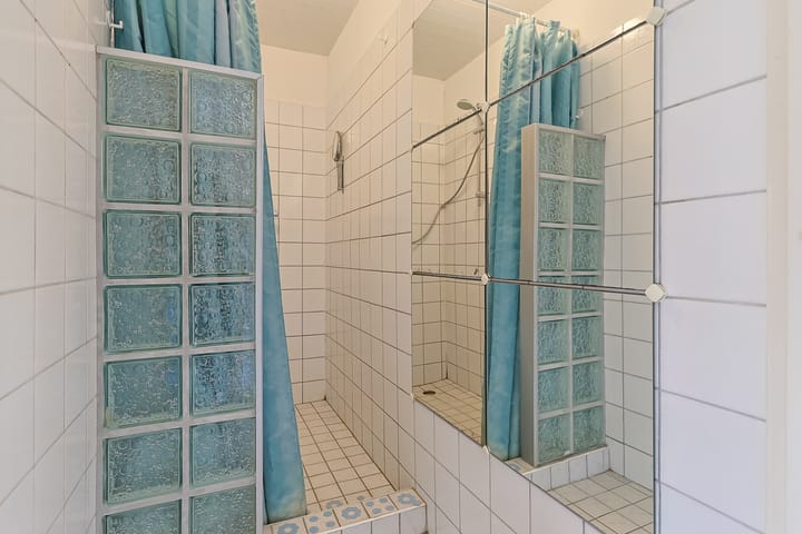 Photo 23 of Donsvlinder 50