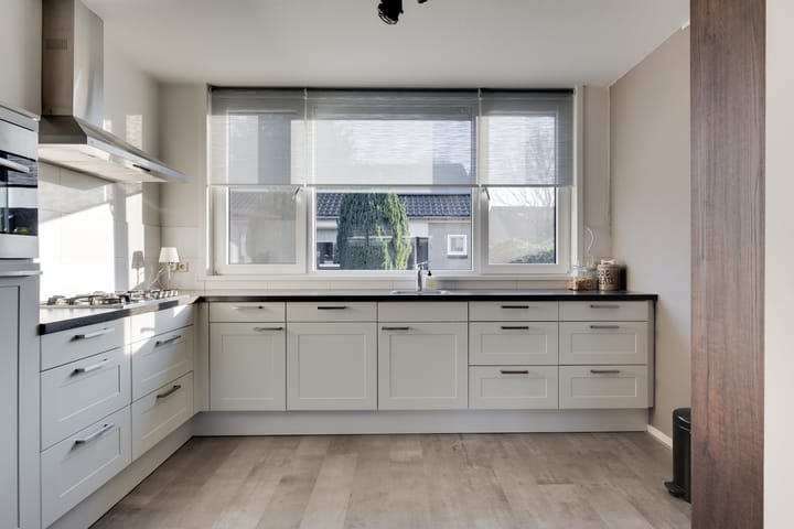 Foto 3 van Kortenaerplein 19