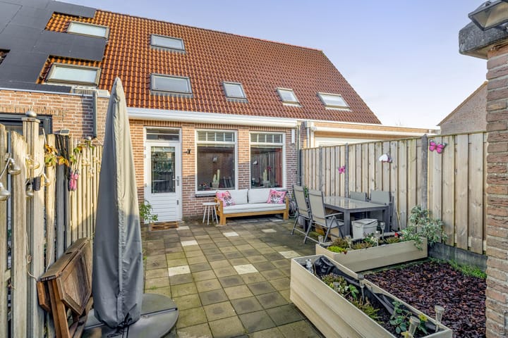 Foto 27 van de Akker 105