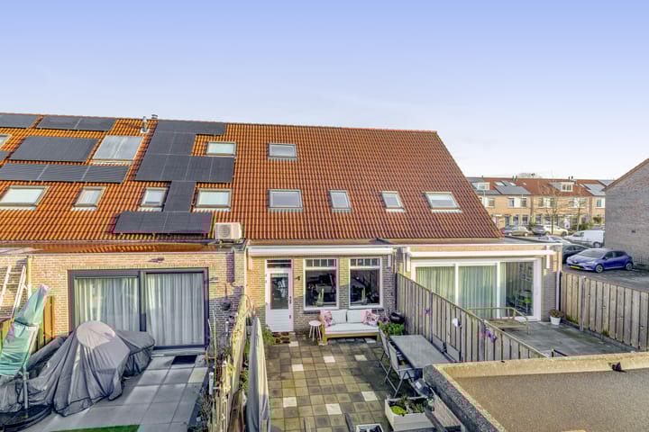 Foto 28 van de Akker 105