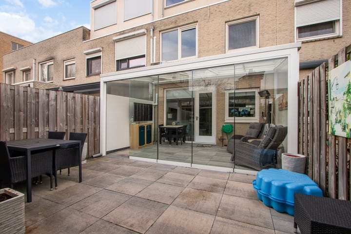 Foto 30 van Chico Mendesring 25