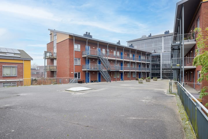 Photo 6 of Eikenlaan 45