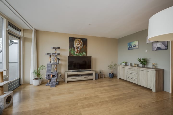 Photo 18 of Eikenlaan 45