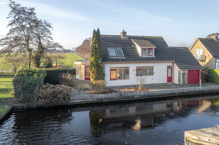 Utbuorren 33 main image