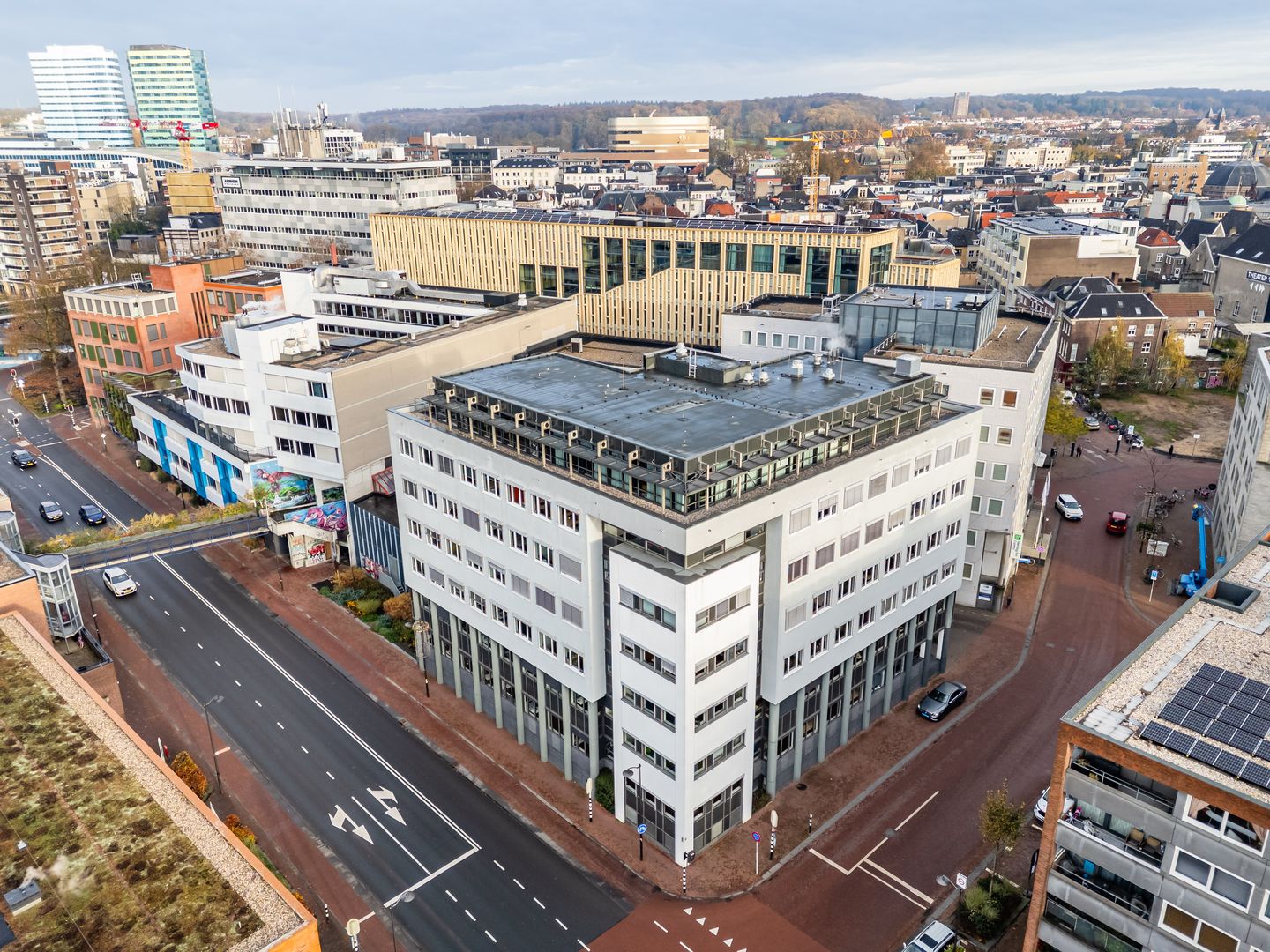 Bekijk foto 1 van Vossenstraat 6