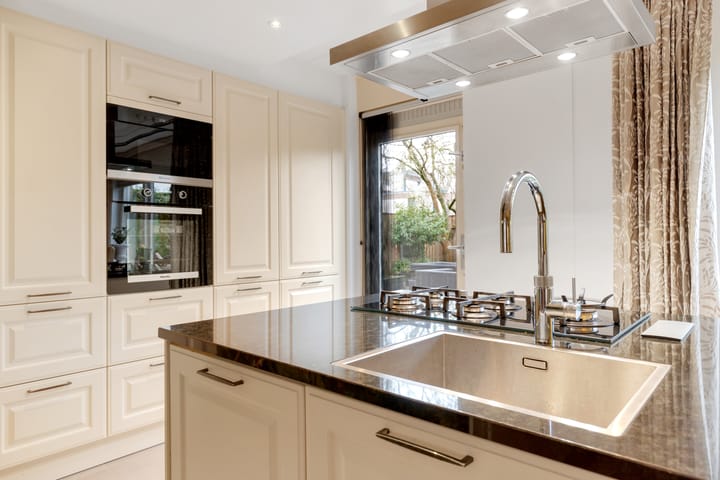 Photo 2 of Vossebes 3