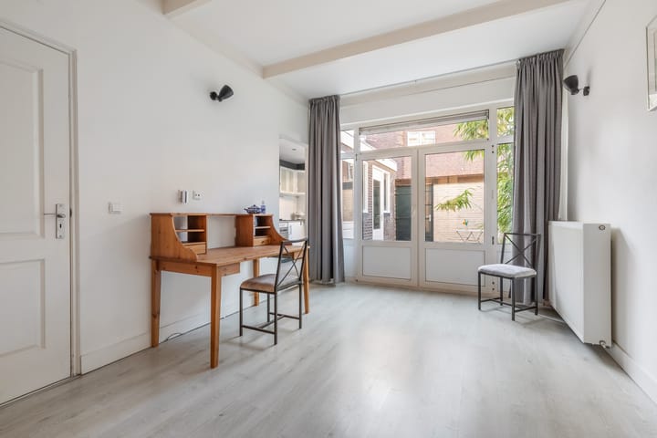 Tussenwoning te koop: Ruitersweg 13, Hilversum