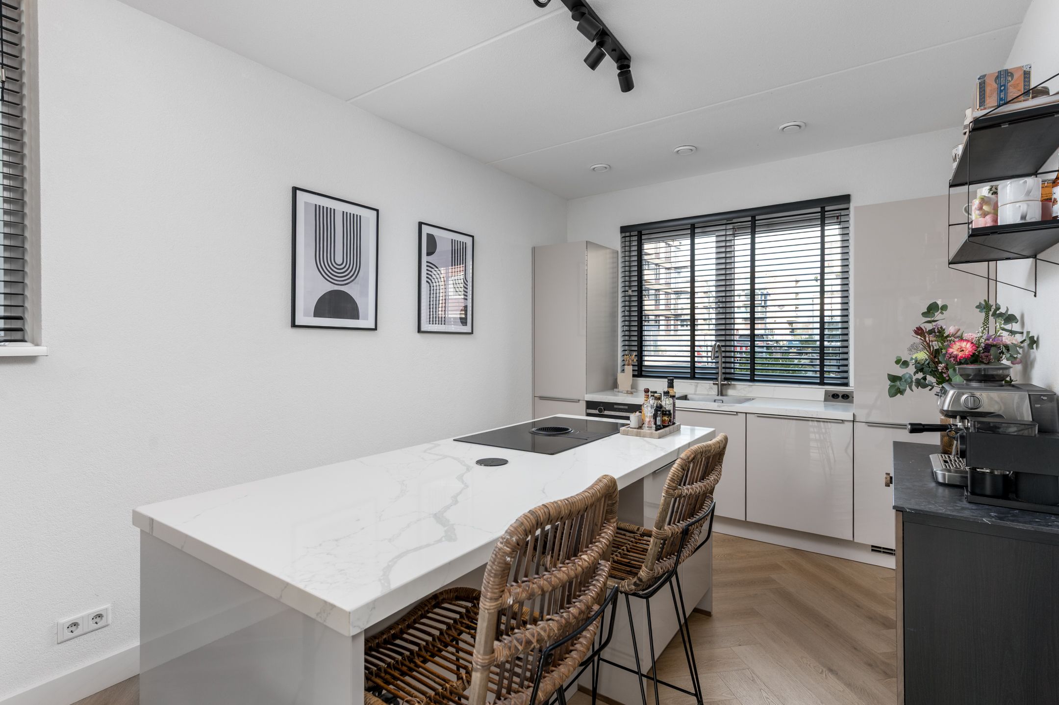 Photo 12 of Menelaosstraat 2-A