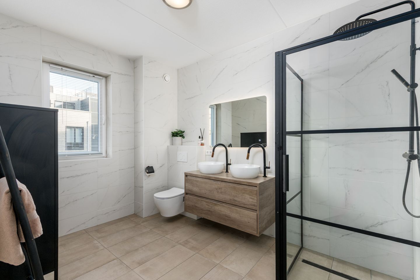 Photo 34 of Menelaosstraat 2-A