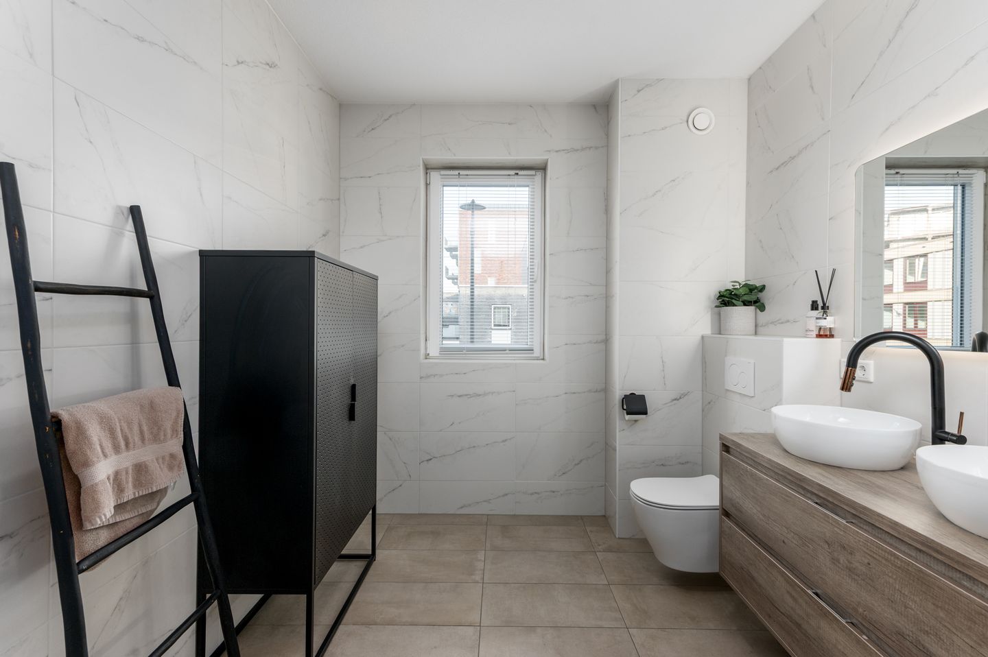 Photo 35 of Menelaosstraat 2-A