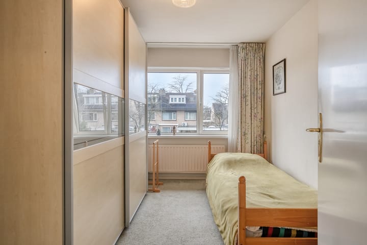 Foto 24 van Lodeizenstraat 9