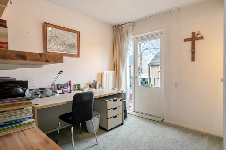 Foto 25 van Lodeizenstraat 9