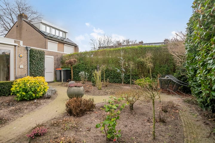 Foto 32 van Lodeizenstraat 9