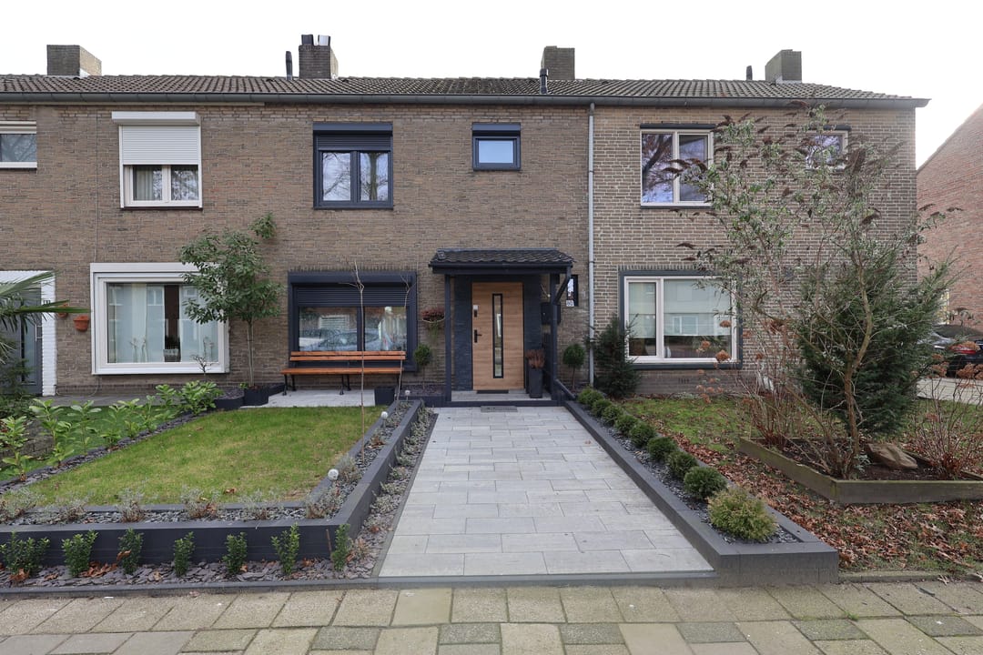 Foto 1 van Limburglaan 80