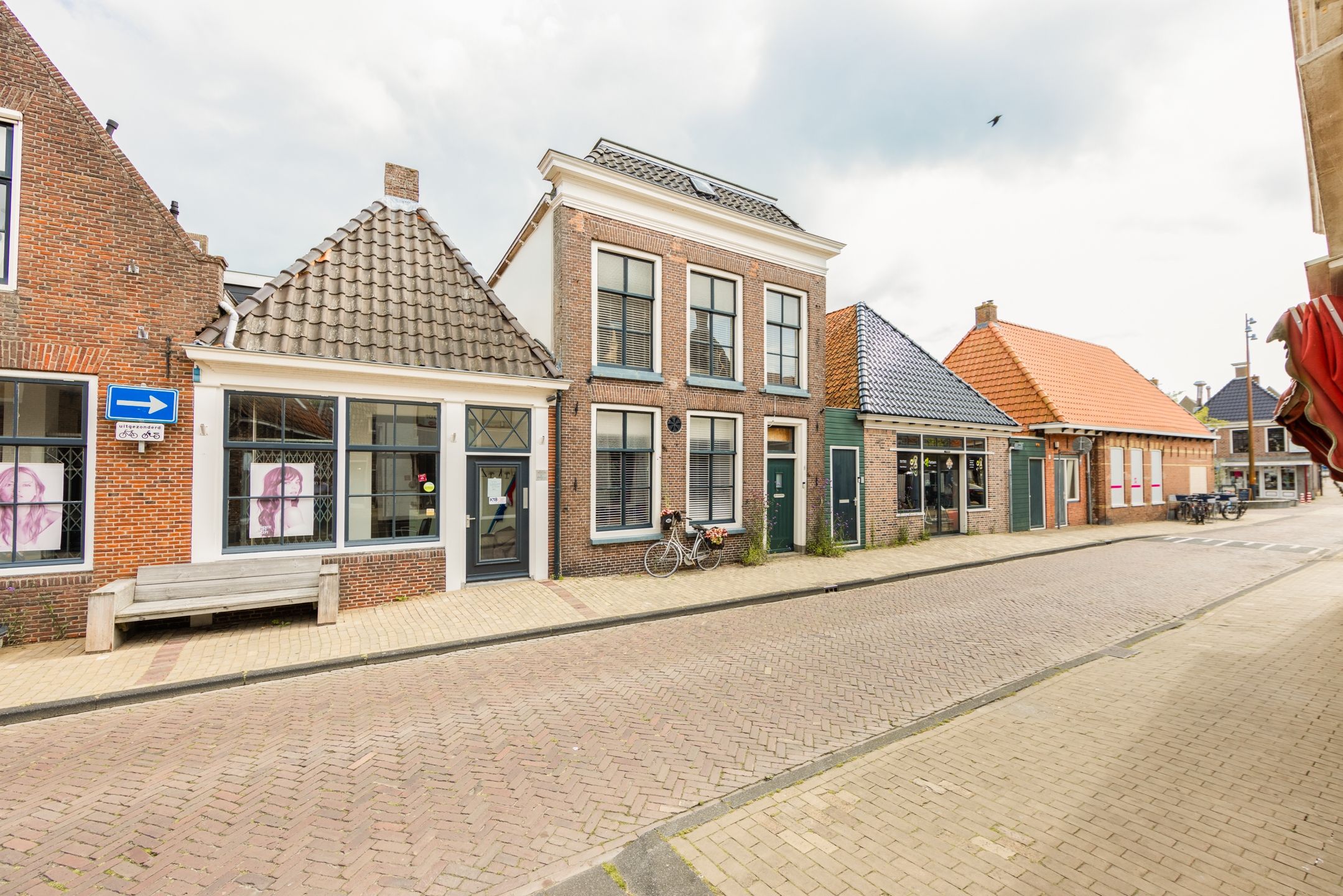 Kerkstraat 6 