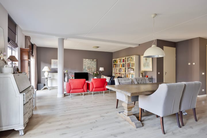 Photo 9 of Tooroplaan 6