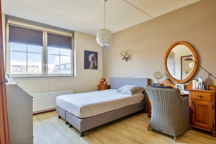 Photo 38 of Tooroplaan 6