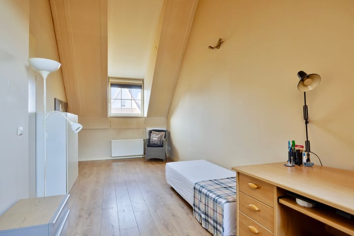 Photo 43 of Tooroplaan 6