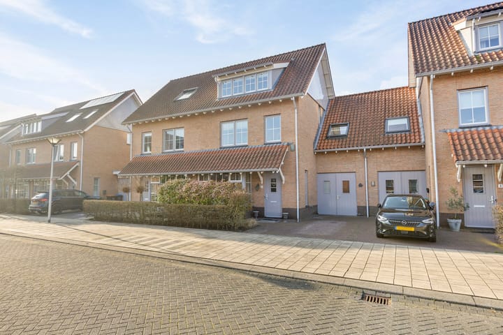 Photo 61 of Tooroplaan 6