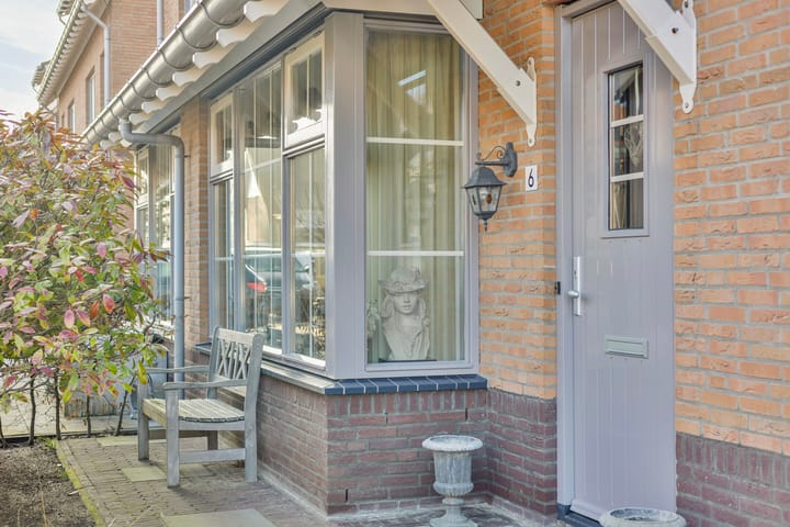 Photo 63 of Tooroplaan 6