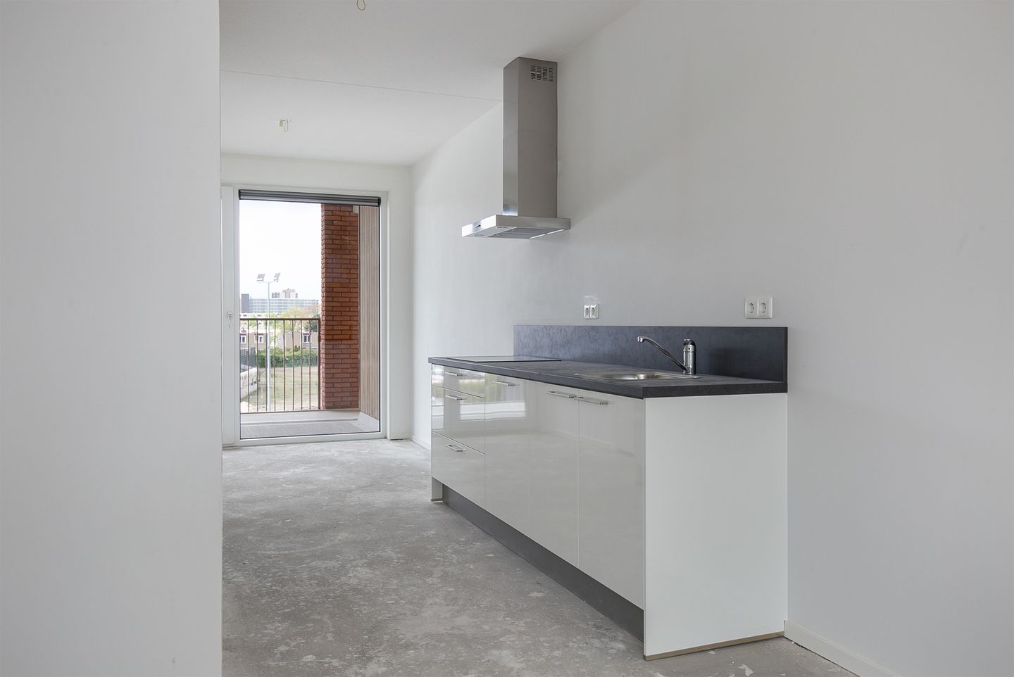 Photo 5 of Oranje Vrijbuiterskade 78