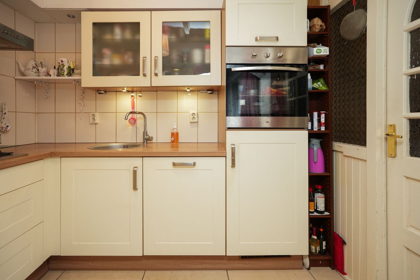 Photo 10 of Troelstrastraat 28
