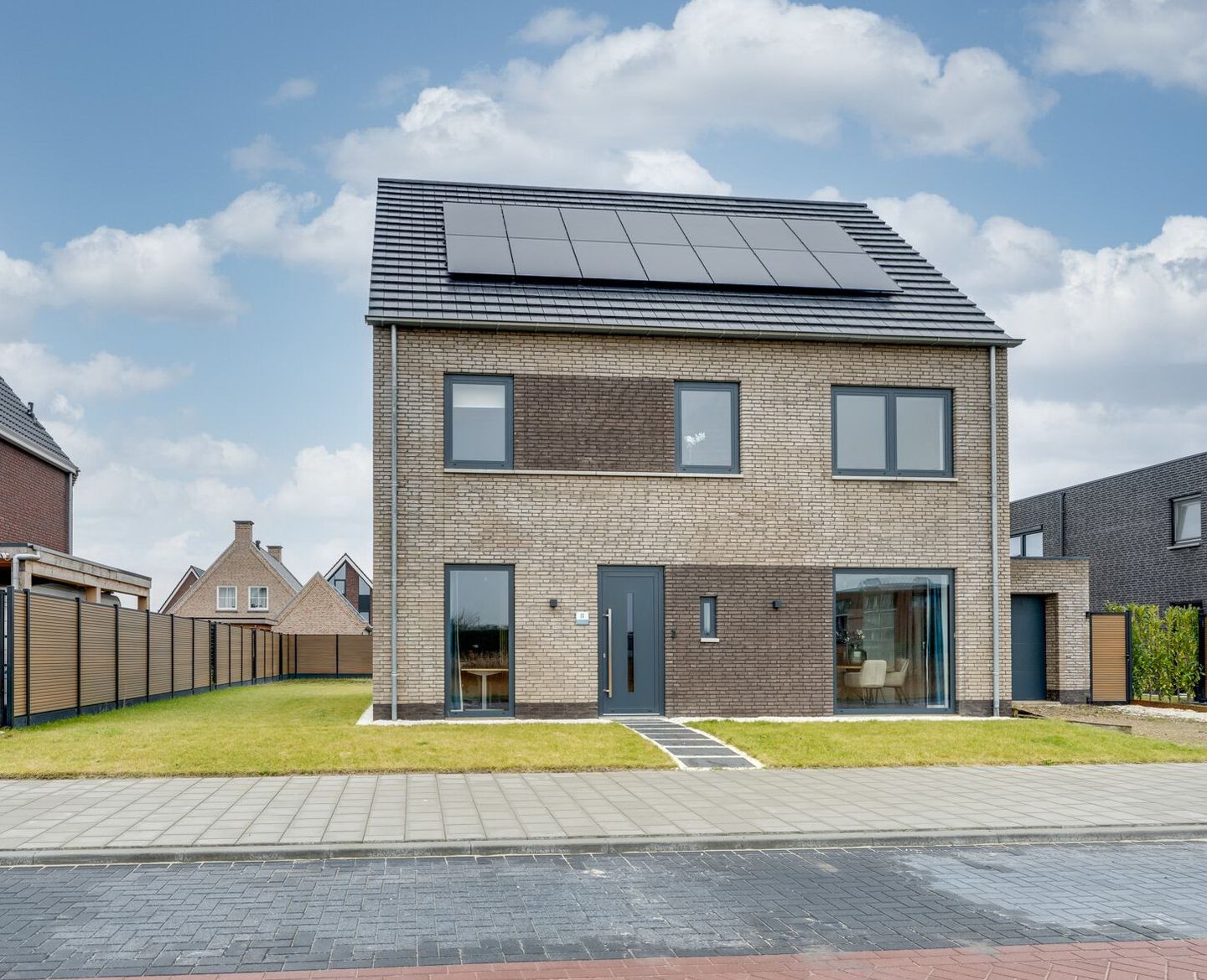 Foto 1 van Kleine Ton 8